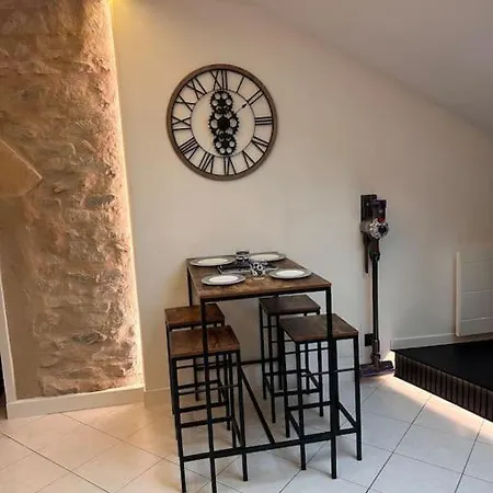 New : L'industriel Proche Apartment *