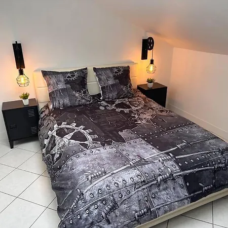 New : L'industriel Proche